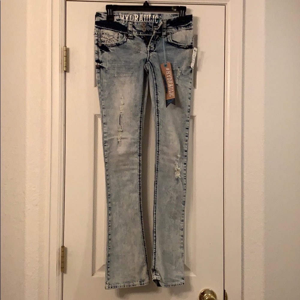 Light washed ripped jeans